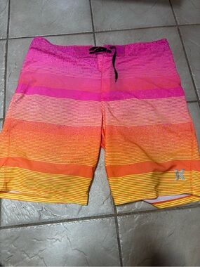 Hurley Men’s Pink Orange Yellow Gradient Boardshorts Sz 34